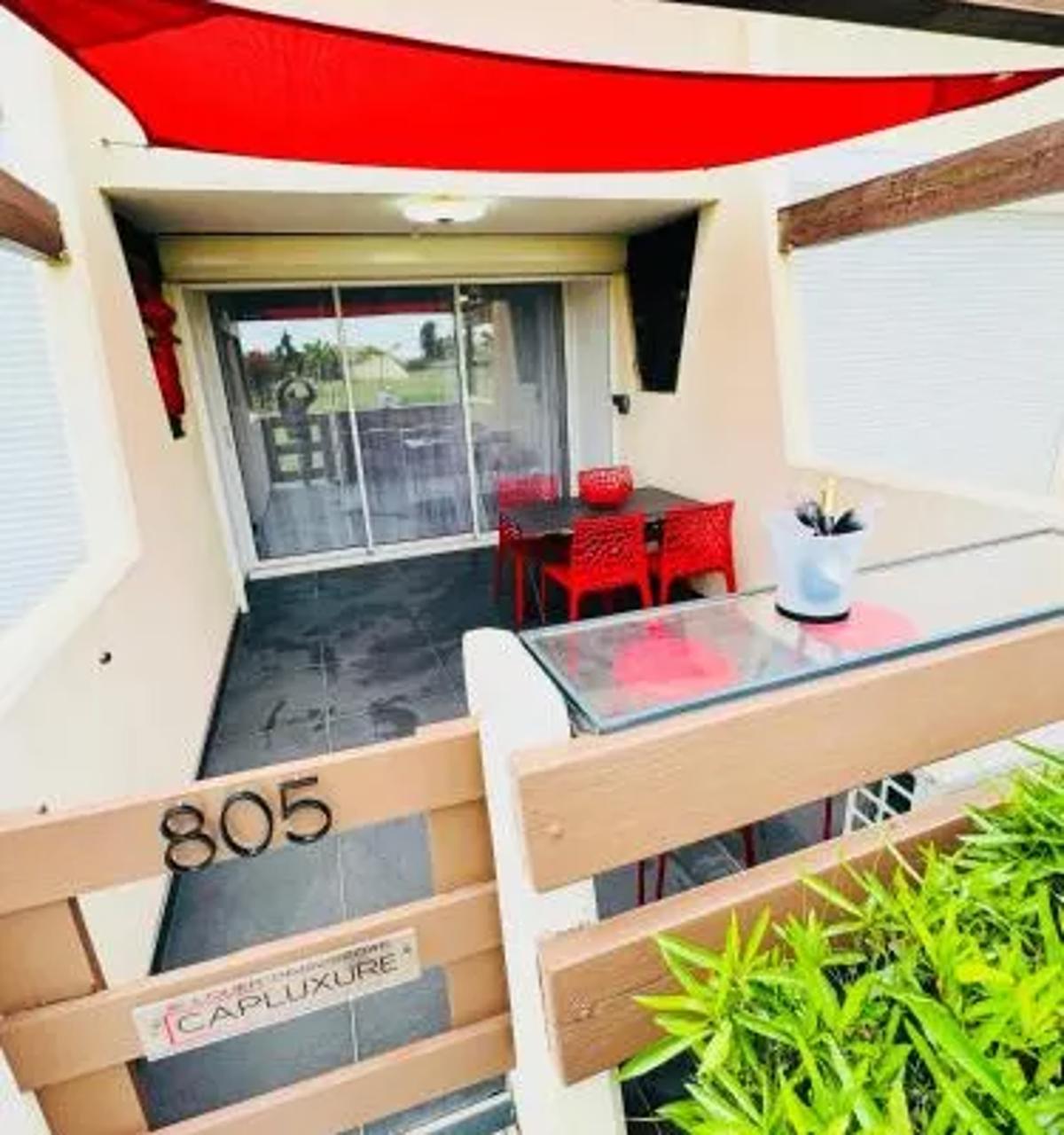 Capluxure - Port Nature 8 - Village Naturiste Cap D Agde