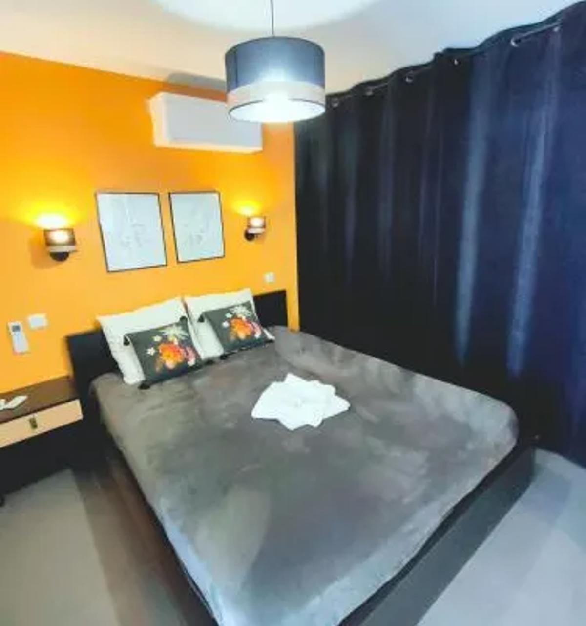 Cap d'Agde Naturiste F