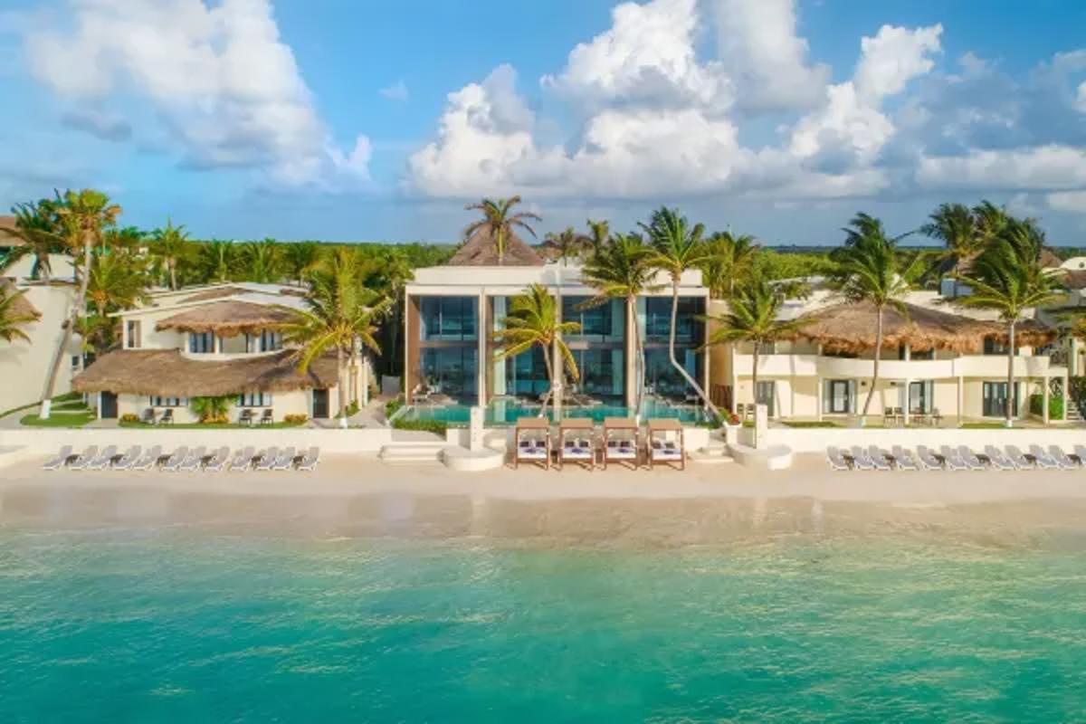 Desire Riviera Maya Resort