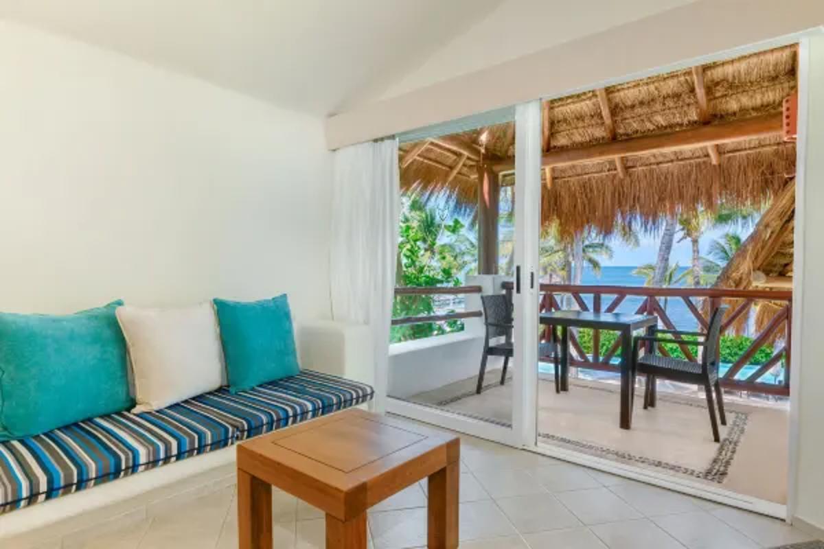 Desire Riviera Maya Pearl Resort