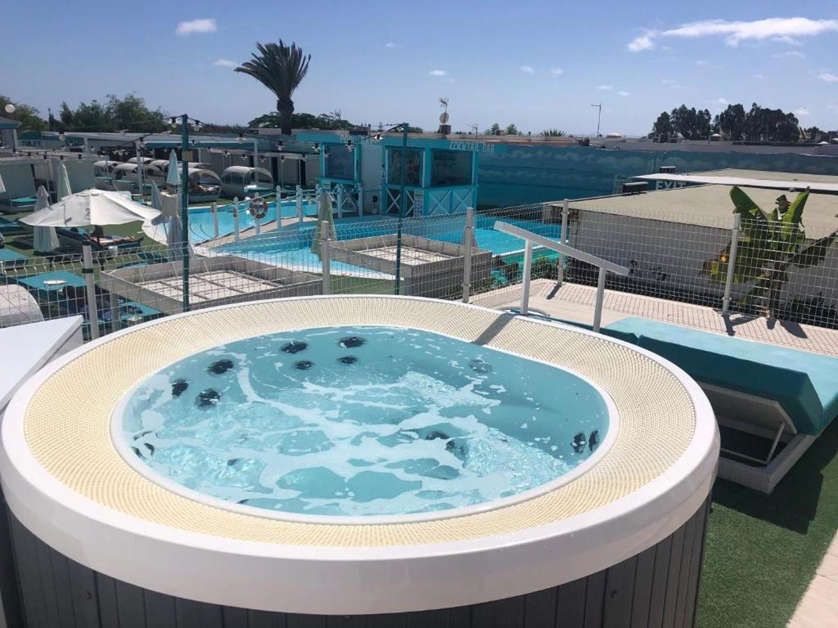 Venus Star Resort - FKK Nudist Swingers